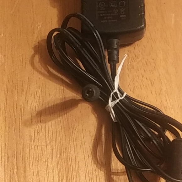 Charging cord - Picture 2 of 2